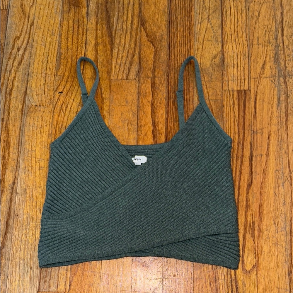 aerie Green Scoop Neck Sleeveless Camisole